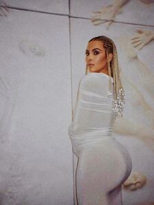 Kim Kardashian Nude Thong Magazine Photoshoot Set Leaked