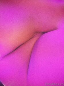 Сексуальная Пейдж ВанЗант Нагой Солнцезащитный Кровать Onlyfans Набор Утечка