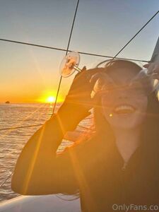 Belle Delphine Candid Holiday Photos Onlyfans Set Leaked