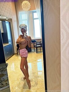 Lovalova Onlyfans 最新的高级泄露