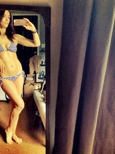 Nudi dell'attrice Abigail Spencer trapelati su Internet