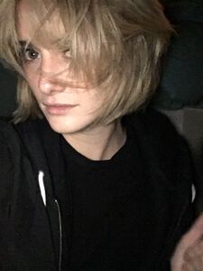 Super Cute Actress Addison Timlin Nude Leaks