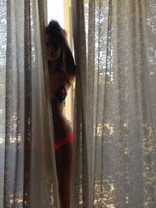 Fuites Nues de la Super Modèle Emily Ratajkowski