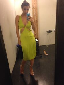 Fuites Nues de la Super Modèle Emily Ratajkowski