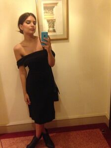 Fuites Nues de la Super Modèle Emily Ratajkowski