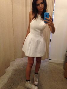 Fuites Nues de la Super Modèle Emily Ratajkowski