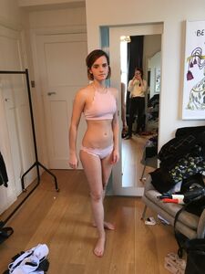 Super heiße Emma Watson Nacktfotos im Internet geleakt