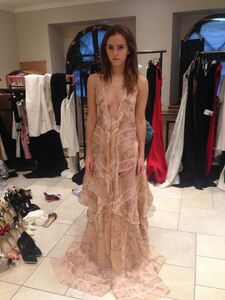 超热的艾玛·沃特森裸体照在互联网上泄露