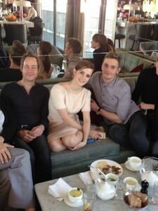 Super sexy nues d'Emma Watson fuitées sur Internet