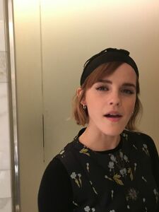 Super sexy nues d'Emma Watson fuitées sur Internet
