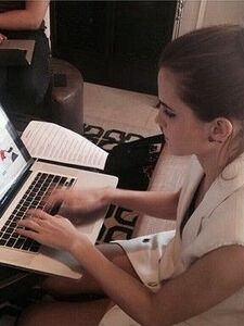 Super heiße Emma Watson Nacktfotos im Internet geleakt