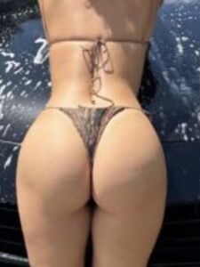 Corinna Kopf Ano desnudo San Valentín Set de Onlyfans filtrado