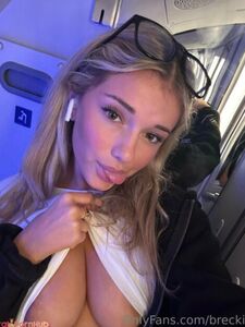 Breckie Hill Nude Nipple Slips And Curvy Booty Latest Onlyfans Leaks Album
