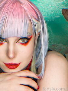 Álbum Cyberpunk Lucy de MollyRedWolf