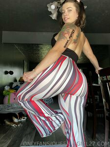 queen_egirl27 onlyfans album