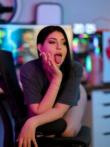 djarii的新OnlyFans专辑