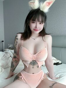 Hitomi Songyuxin Aka Syx_hitomi Seios nus e grande bunda Fotos vazadas do Onlyfans