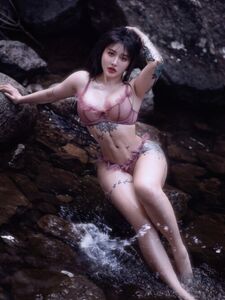Hitomi Songyuxin Aka Syx_hitomi Nude Boobs And Big Booty Onlyfans Leaks Photos