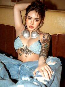 Hitomi Songyuxin Aka Syx_hitomi Poitrine nue et gros fessier Photos leaks Onlyfans