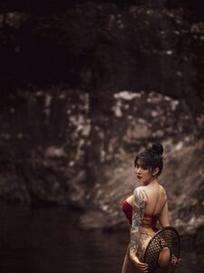 Hitomi Songyuxin Aka Syx_hitomi Poitrine nue et gros fessier Photos leaks Onlyfans