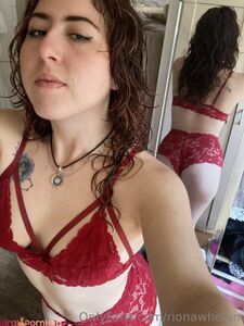 Rionawhelan ヌードの胸とお尻のリーク Onlyfans アルバム