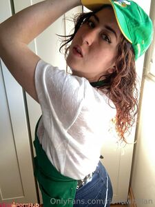 Rionawhelan ヌードの胸とお尻のリーク Onlyfans アルバム