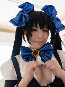 Mari Hirose è la protagonista del nostro cosplay da cameriera - Cospuri 0336
