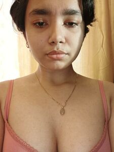 Uma Ghosh nuda nudi sesso sextape virale MMS