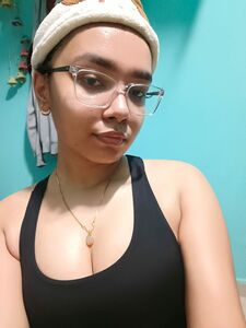 Uma Ghosh nua nus sexo sextape viral MMS