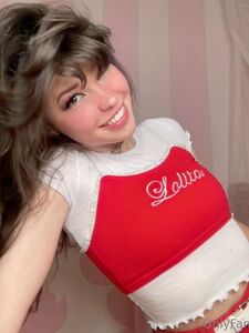 Belle Delphine Lindas selfies de laptop Álbum de filtraciones de Onlyfans