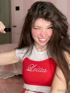 Belle Delphine Lindas selfies de laptop Álbum de filtraciones de Onlyfans