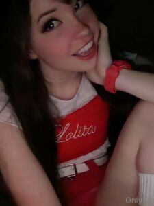 Belle Delphine Lindas selfies de laptop Álbum de filtraciones de Onlyfans