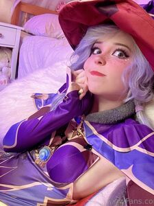 Belle Delphine Mona Cosplay Nude Pussy Rides Dildo Onlyfans Leaks Photos