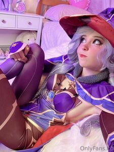 Belle Delphine Mona Cosplay Nude Pussy Rides Dildo Onlyfans Leaks Photos