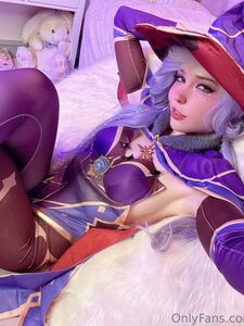 Belle Delphine Mona Cosplay Nude Pussy Rides Dildo Onlyfans Leaks Photos