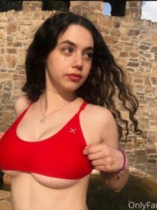 Gali Gool Aka Gali Golan Teaser de seins et de fesses voluptueuses Album Onlyfans Fuit