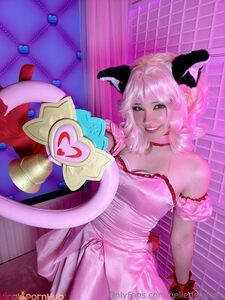 Belle Delphine Ichigo Momomiya Cosplay Pussy Spread Onlyfans Album