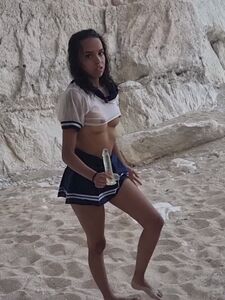 Hari De Lopo | Yoharis De Lopo Public Beach Picss