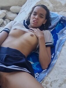 Hari De Lopo | Yoharis De Lopo Public Beach Picss