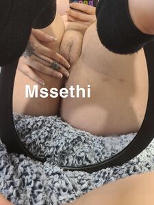 Ms Sethi Onlyfans 巨型裸照合集