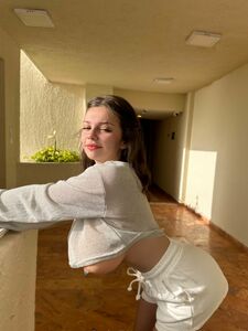 Jodie Peach, peach.jodie, jjodiepeach