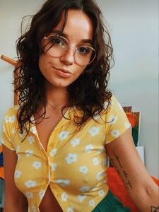 Super cute KillTony comedian Leyla Ingalls go follow and show some love!