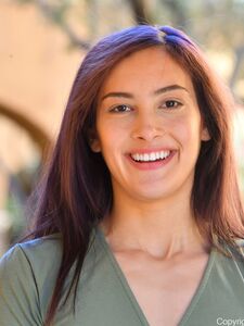 Tall amateur babe Sophia posing pantyless in her elegant dress in public