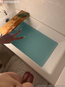 Asian Babe HimeTsu Nude Photos