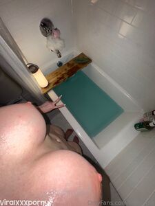 Asian Babe HimeTsu Nude Photos