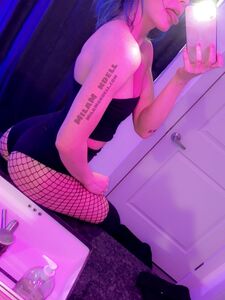 MilaMondell Onlyfans 最新のプレミアムリーク