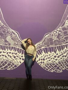 Fuites de la dernière photo nue de Lena Paul sur Onlyfans