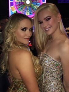 Vazamentos da última foto nua de Mia Malkova no Onlyfans