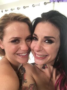 Vazamentos da última foto nua de Mia Malkova no Onlyfans