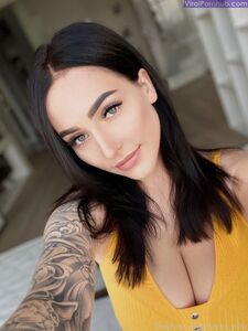happy_yulia Onlyfans 最新のヌード写真リーク
